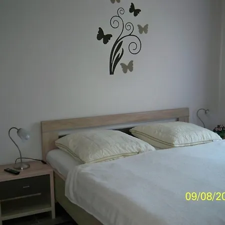 Zum Hafen - 47-80 Hébergement de vacances *